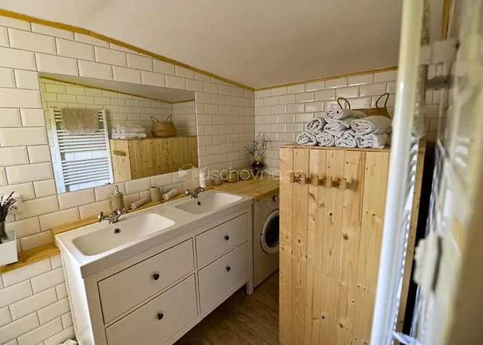 Holiday home Chaloupka Ruzenka Ii Arnoltice u Decina